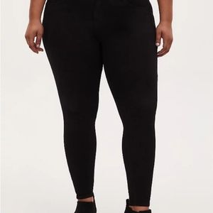 12 REGULAR BOMBSHELL SKINNY JEAN - PREMIUM STRETCH